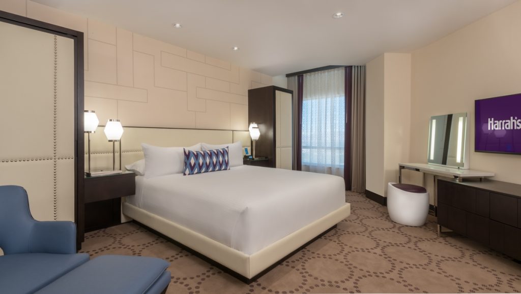 Harrah's Las Vegas Vice Presidential Suite Bedroom