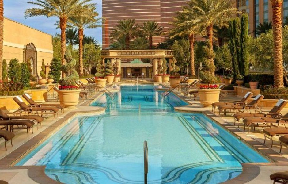 Palazzo-Las-Vegas-Pool-e1583404166578-940x600.jpg